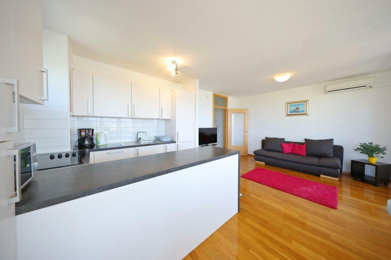 My Place Apartment *